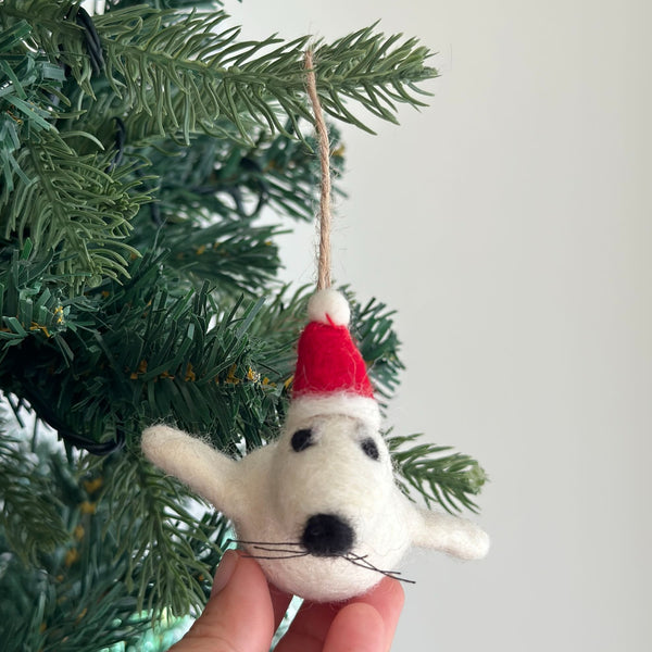 Felt Mini Seal Ornament with Christmas Hat