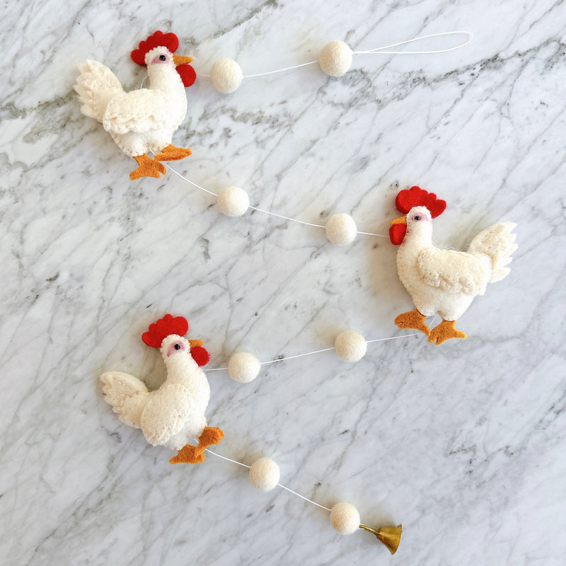 Cozy Homestead Chicken Garland