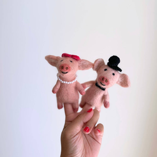 Felt Finger Puppets - Piggy Couple