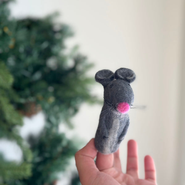 Mouse Finger Puppet
