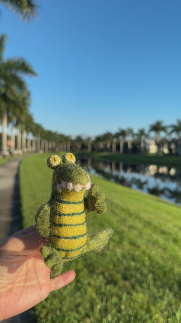 Felt Mini Sitting Gator Ornament