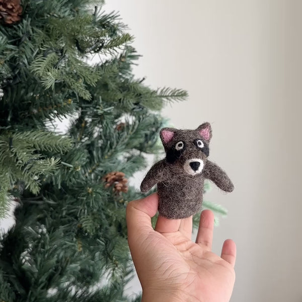 Felt Finger Puppet: Raccoon