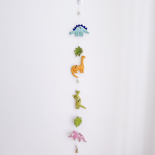Elevate your holiday decor with our charming handmade felt garland, meticulously crafted by Ganapati Crafts Co.. Infuse your festivities with elegance as this garland drapes gracefully, adding a touch of festive spirit to your Christmas celebrations.