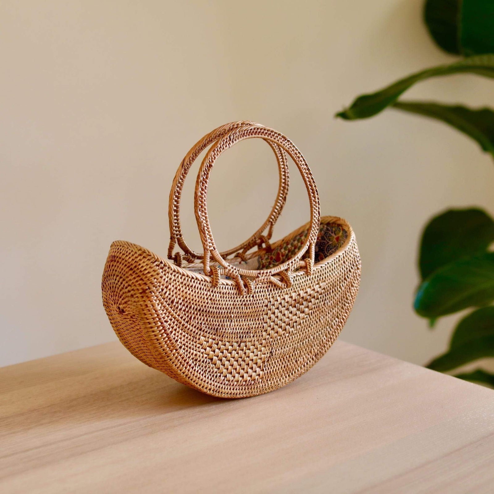 bali-rattan-boat-clutch-