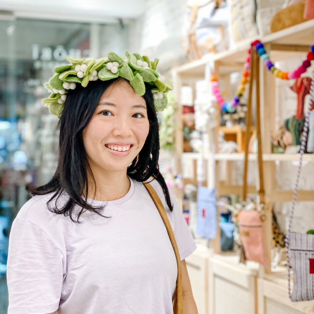 Wool Felt Mistletoe Biodegradable Wreath Forever Mistletoe Ganapati wool-felt-mistletoe-biodegradable-wreath-forever-mistletoe-ganapati